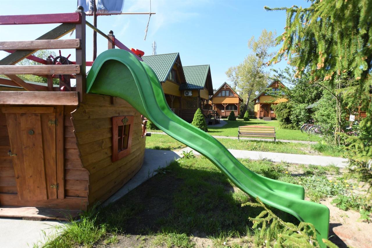 O.W. Sek Villa Karwia Bagian luar foto